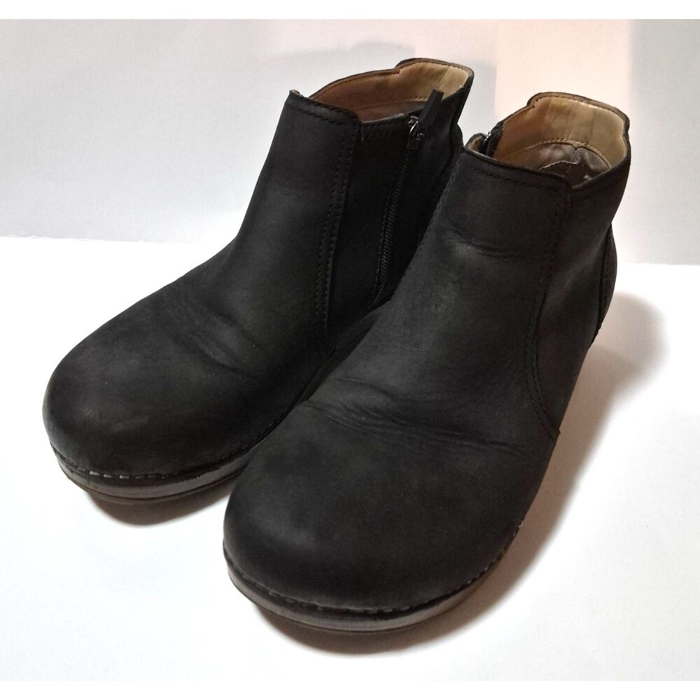 Dansko Women's Black Zip Up Leather Chelsea Ankle Bootie Size 9.5 / 40
